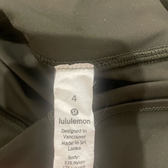 Lululemon Dark Olive Fast and Free Leggings - Picture 3 of 3